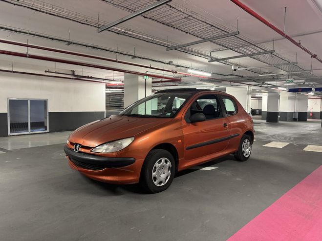 Peugeot 206 XR PRESENCE 1.4 Orange M�tallis� de 1999