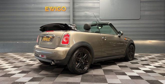 Mini One 1.6 120 cooper bva cabrio Beige de 2012