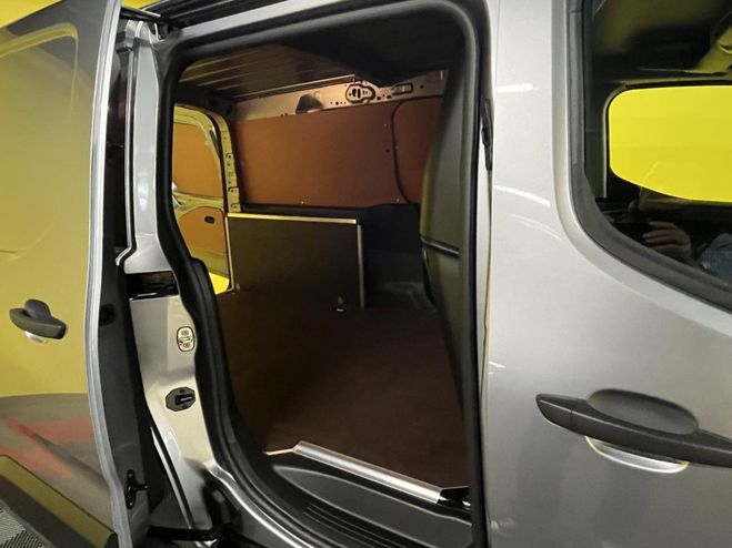 Toyota Proace CITY LONG 1.5 130 D-4D BVA START CONFORT GRIS ACIER de 2026