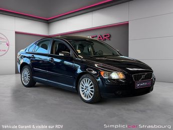  Voir d&eacute;tails -Volvo S40 D5 - 180 Summum Geartronic A TOIT OUVRAN &agrave; Eschau (67)
