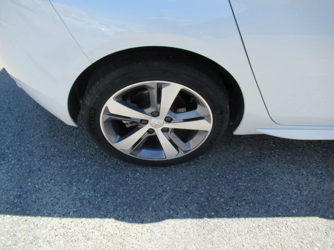 Peugeot 308 2.0 BLUEHDI 150CH GT LINE S&S 5P BLANC de 2017