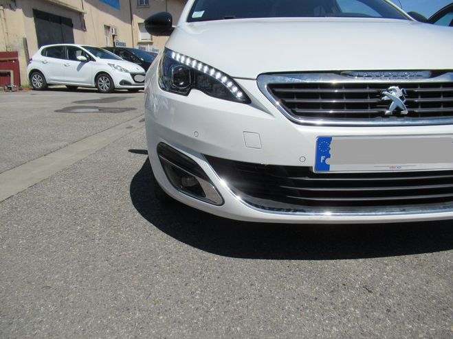 Peugeot 308 2.0 BLUEHDI 150CH GT LINE S&S 5P BLANC de 2017