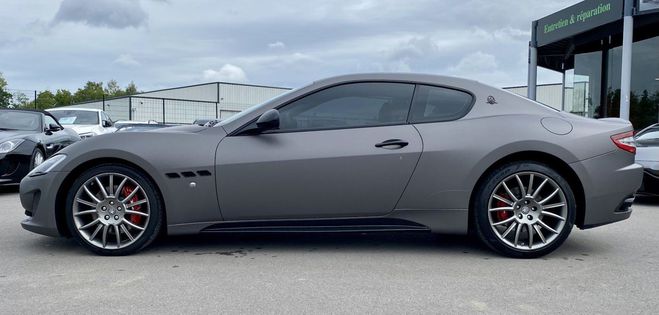 Maserati Gran Turismo S / 4.7l V8 460 CH F1 / Suvi / Facutre P Gris de 2016