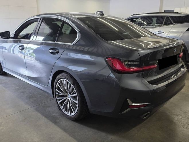 BMW Serie 3 330I 258ch Luxury BA Gris M�tallis� de 2021