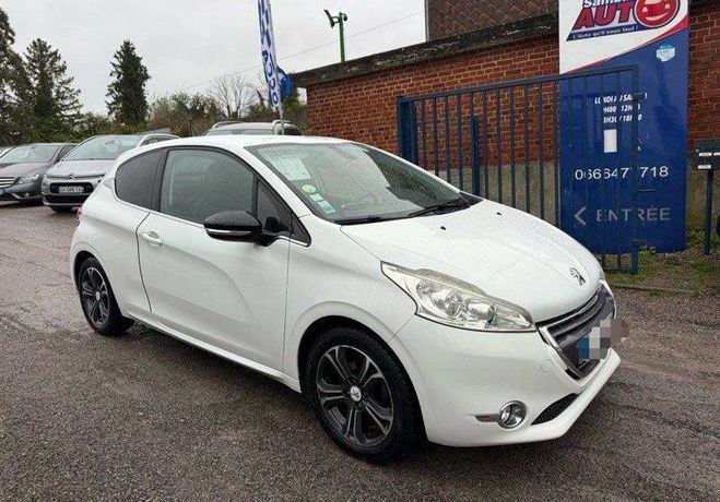 Peugeot 208 Magnifique en 1,6 hdi 90 cv gps Bluetoot  de 2012