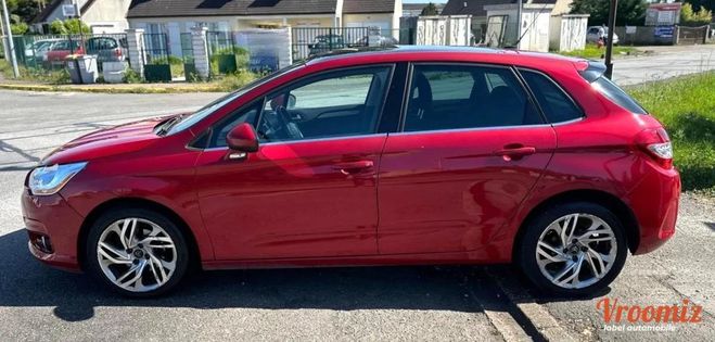 Citroen C4 1.6 HDI 110 CONFORT TOIT PANORAMIQUE Rouge de 2011