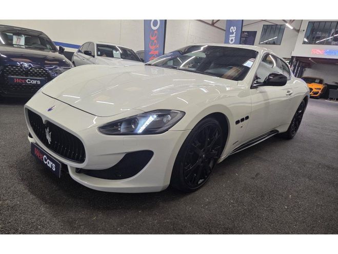 Maserati Gran Turismo 4.7 V8 460 SPORT BVA BLANC de 2014