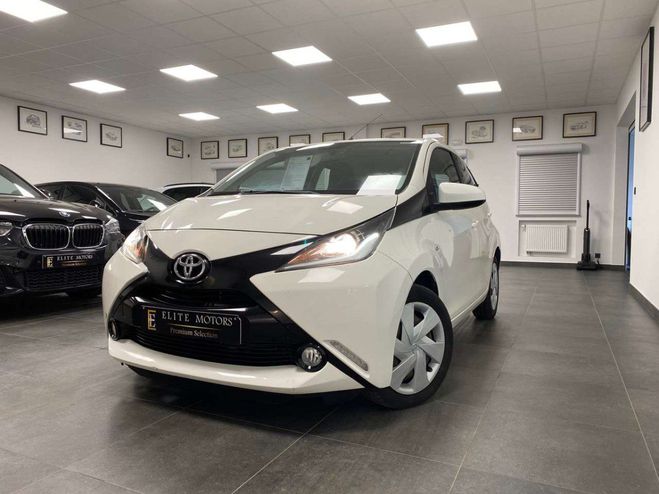Toyota Aygo 1.0i VVT- 1erMAIN- FULL OPTION- AUTOMATI Blanc M�tallis� de 