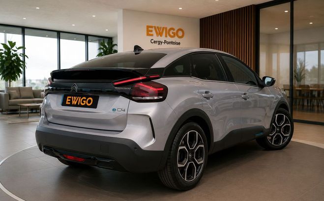 Citroen C4 e-c4 136 shine 50 kwh r�gulateur adaptat Gris de 2023