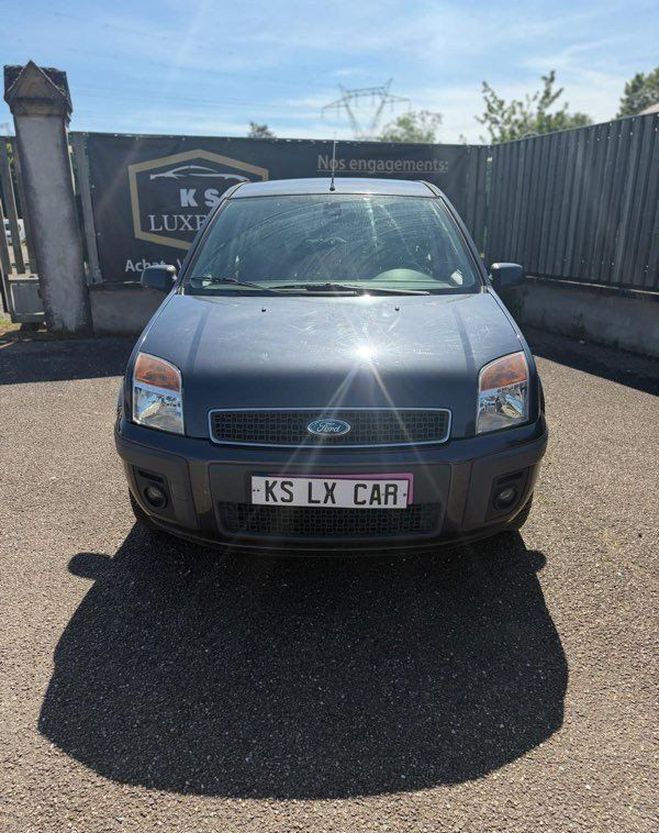 Ford Fusion 1.4 80cv Senso Plus 1 �res mains Bleu de 2008