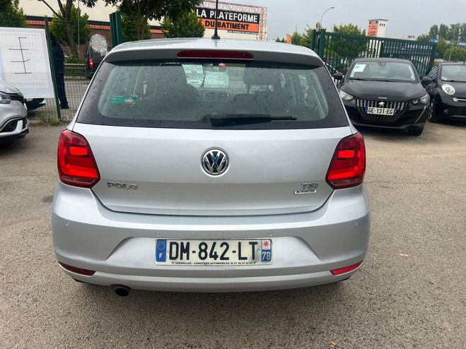 Volkswagen Polo V (2) 1.2 TSI 90 BLUEMOTION TECHNOLOGY C Gris de 2014