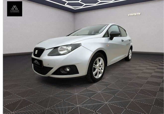 Seat Ibiza 1.6 TDI 90 CV REFERENCE ECRAN TACTILE Gris de 2010