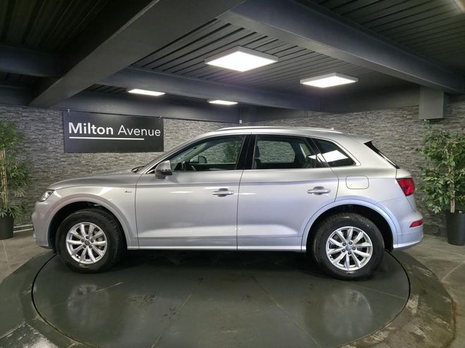 Audi Q5 Quattro 2.0 55 TFSI e - 367 - BV S-troni GRIS de 2019