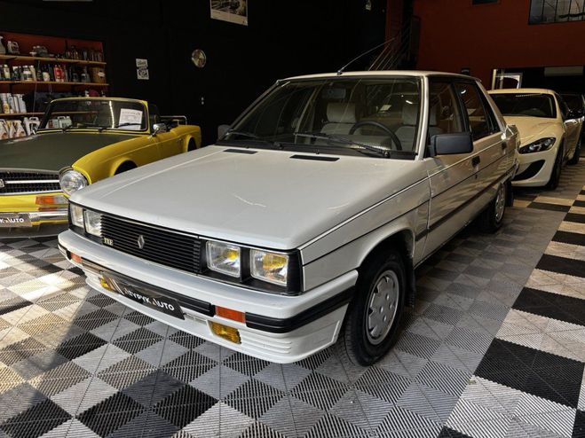 Renault R9 R9 TXE 1,7 90ch Phase 1 Blanc de 1985