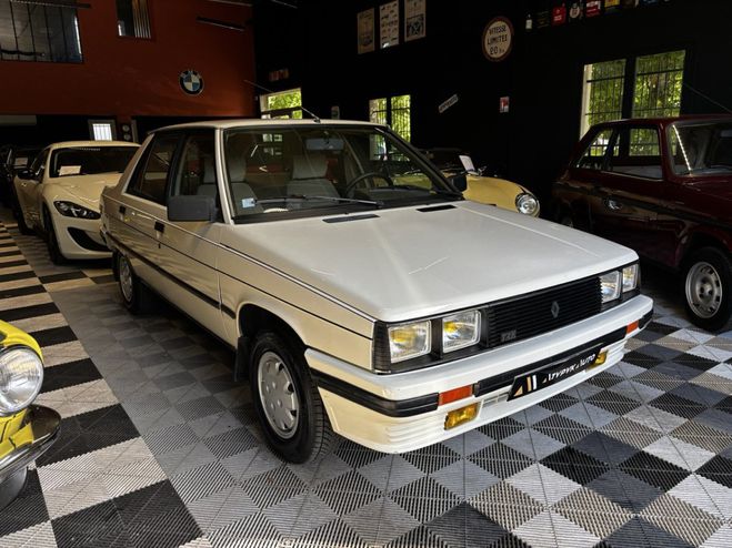Renault R9 R9 TXE 1,7 90ch Phase 1 Blanc de 1985