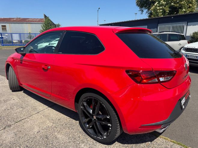 Seat Leon SC 2.0TDi 150CH FAP FR Start&Stop 3p Rouge de 2013