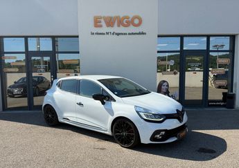  Voir d&eacute;tails -Renault Clio RS iv trophy 1.6l 220cv edc-black pack-r &agrave; Ampuis (69)