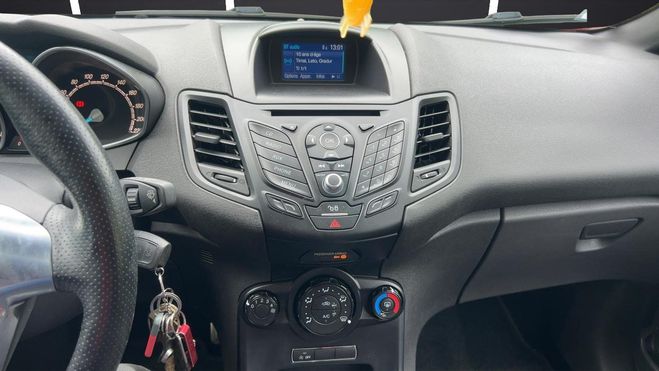 Ford Fiesta 1.0 ECOBOOST 140CH STOP&START ST LINE 3P Rouge de 2016