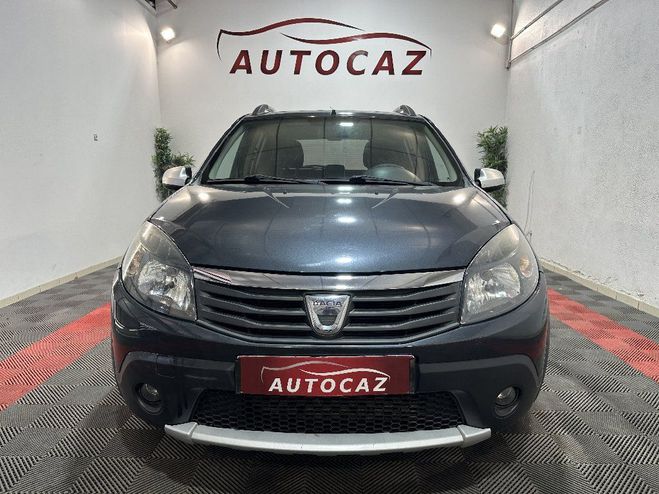 Dacia Sandero 1.5 dCi 90 Stepway *PREMIERE MAIN Gris Fonc� de 2012