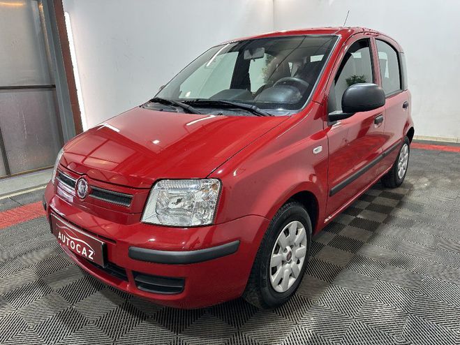 Fiat Panda MY 1.2 8V 69 ch Dynamic  48000KMS Rouge de 2011