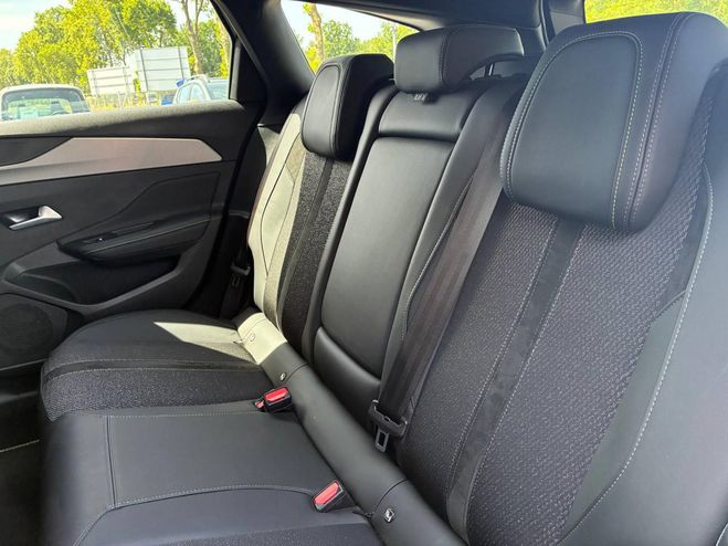 Peugeot 308 1.5 BLUEHDI 130CH S&S GT EAT8 BLANC OKENITE  de 2025