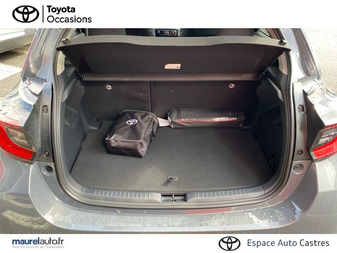 Toyota Yaris Yaris Hybride 116h Design 5p 1M2 GRIS METEORE de 2026