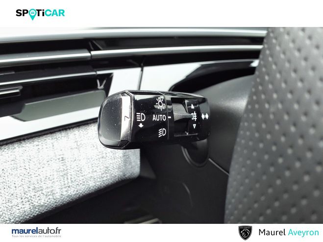 Peugeot 5008 5008 Hybrid 136 e-DCS6 GT 5p Black de 2024