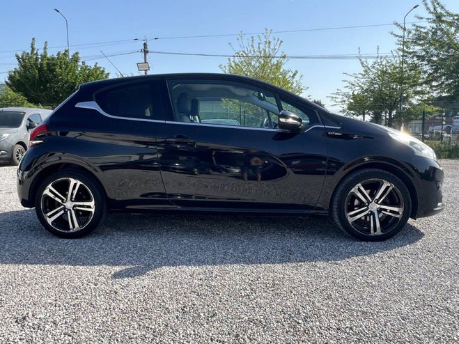 Peugeot 208 1.6 BlueHDi 100ch GT Line 3p NOIR de 2016