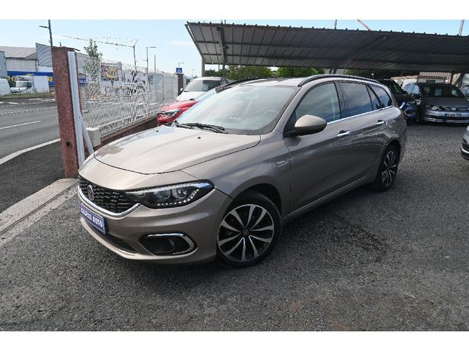 Fiat Tipo STATION WAGON 1.6 MultiJet 120 ch DCT Lo Gris de 2017