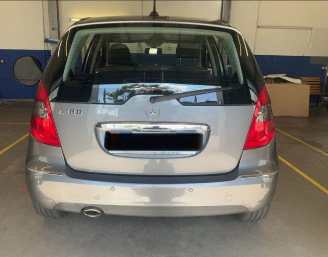 Mercedes Classe A 180 AVANTGARDE CVT Gris de 2010