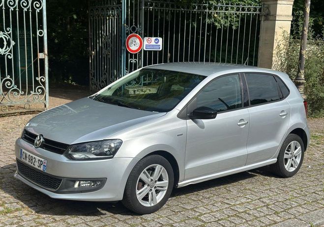 Volkswagen Polo V 1.6 TDI 90 FAP MATCH II DSG 5P 1�RE MA Gris de 2012