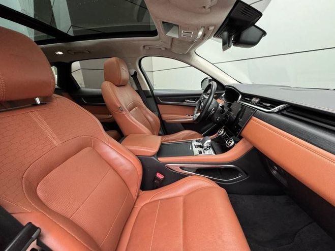 Jaguar F Pace P400e Plug-in-Hybrid R-Dynamic Black BVA Charente Grey M�tallis�e de 2022