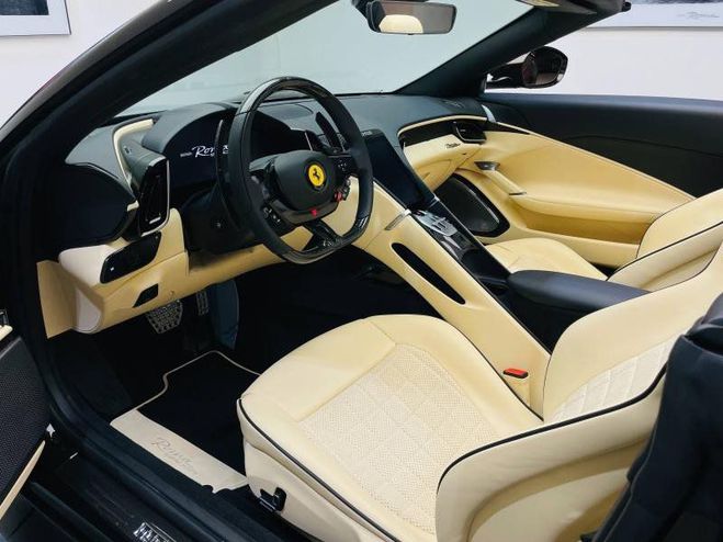 Ferrari Roma Spider Marron de 