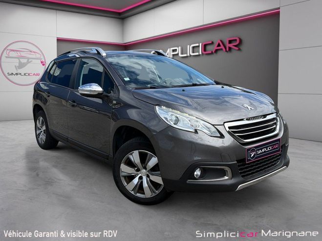 Peugeot 2008 1.2 PureTech 82ch BVM5 Style bluetooth R Gris de 2016