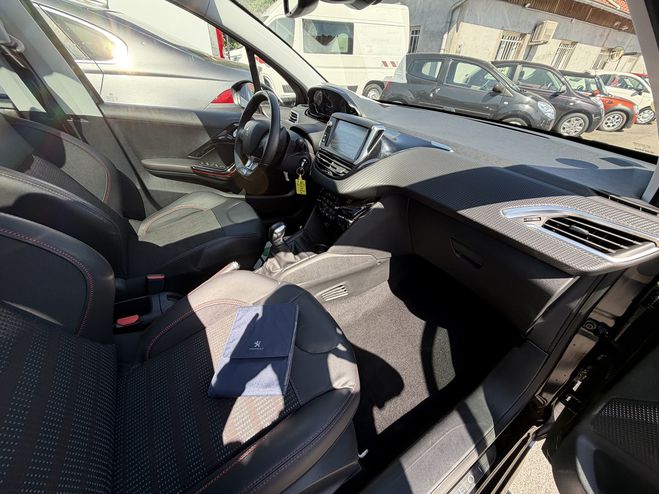Peugeot 208 1.6 BLUEHDI 100CH GT LINE 5P NOIR de 2016