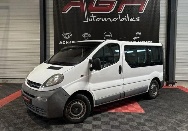 Opel Vivaro Combi 1.9 CTDI 82CV Blanc de 2005