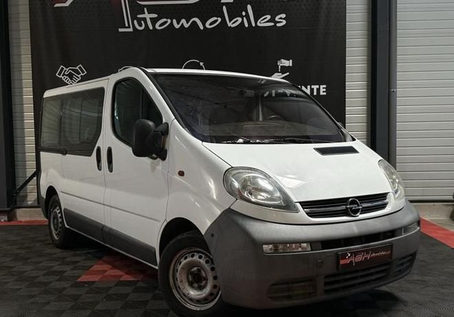 Opel Vivaro Combi 1.9 CTDI 82CV Blanc de 2005
