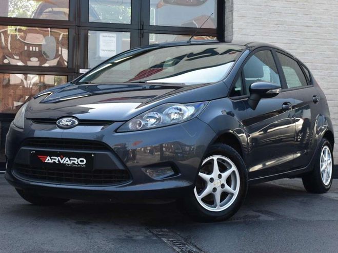 Ford Fiesta 1.25i Titanium Airco Garantie Gris M�tallis� de 