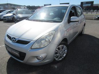  Voir d&eacute;tails -Hyundai I20 1.4 CRDi 75 Pack Inventive &agrave; Aubi�re (63)