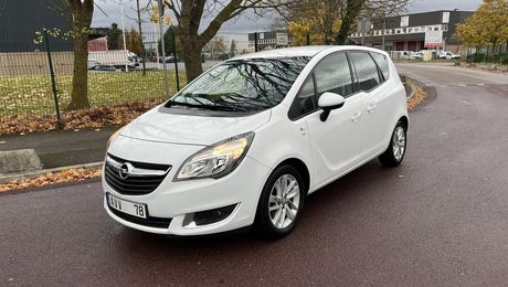 Opel Meriva cosmo pack 1.6 cdti 110 ch 2016 d'occasion a �p�ne (78)