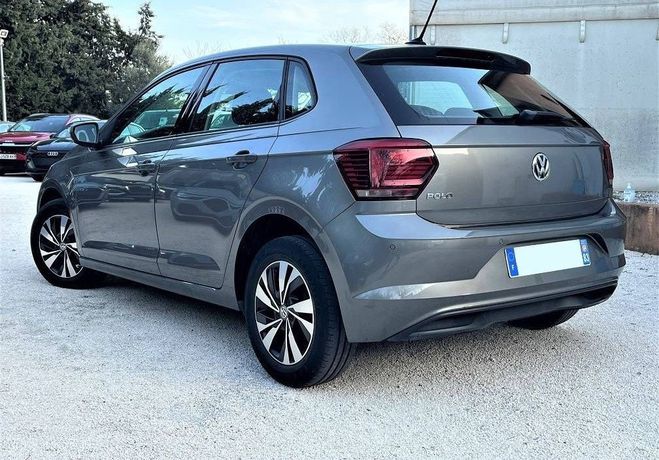 Volkswagen Polo VI 1.6 TDI 95ch Confortline Gris de 2018