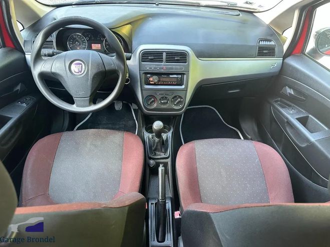 Fiat Grande Punto 1.3 JTD 75cv 1�re Main Rouge de 2009
