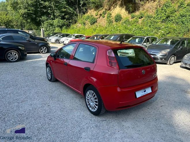 Fiat Grande Punto 1.3 JTD 75cv 1�re Main Rouge de 2009