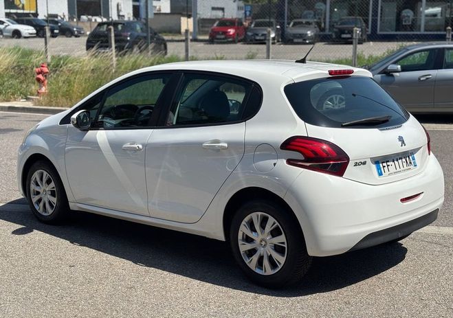 Peugeot 208 1.5 blueHDI 100ch Active Business STE TV Blanc de 2019