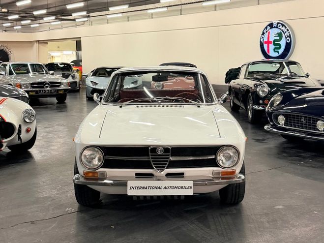 Alfa romeo 1600 GT JUNIOR COUPE BERTONE Noir de 1977