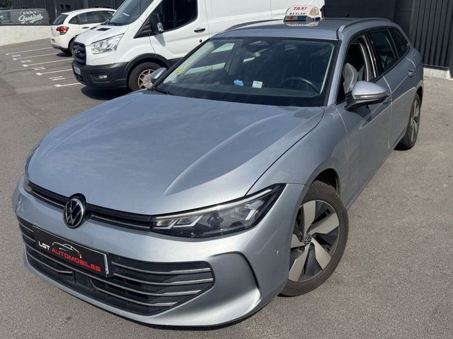 Volkswagen Passat Variant B9 2.0 TDI GRIS de 2024