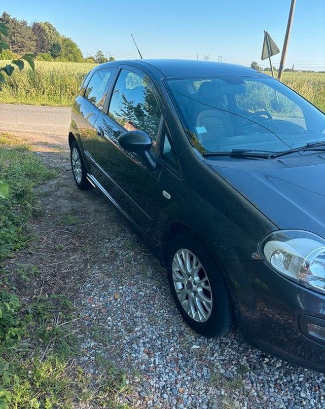 Fiat Grande Punto 1.3 JTD Lounge Garantie 6 mois Autre de 2011