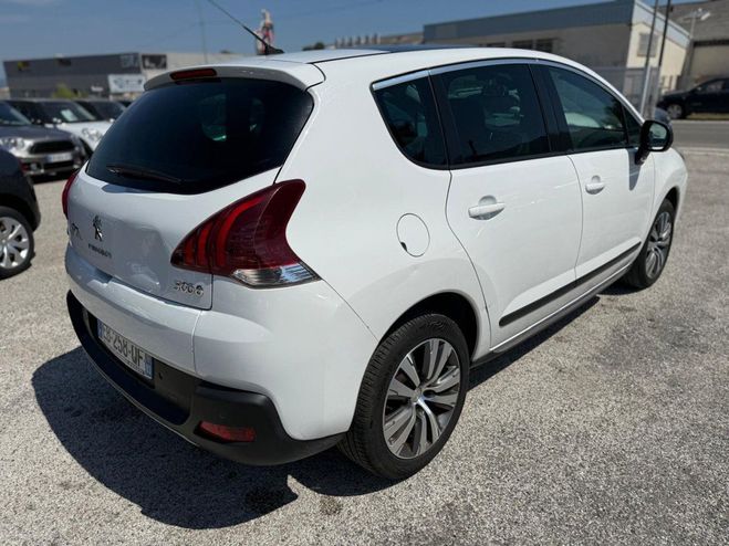 Peugeot 3008 1.6 BLUEHDI 120CH ALLURE S&S Blanc de 2016