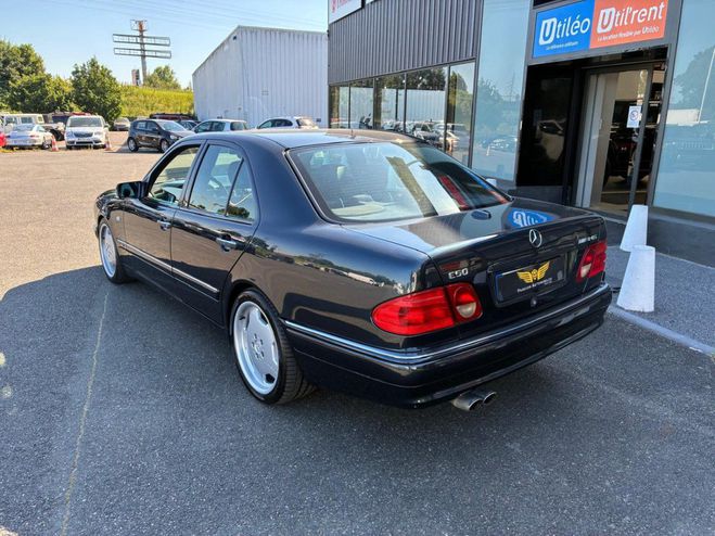 Mercedes Classe E e50 amg gris de 1996