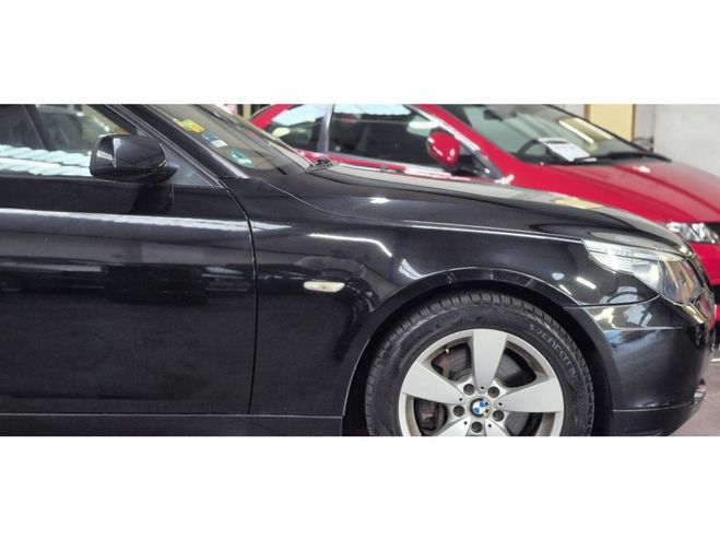 BMW Serie 5 touring 530xi Luxe - BVA E61 PHASE 1 NOIR de 2006
